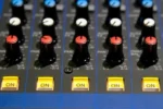 Yamaha MG16XU 16-Inputs 6-Bus Mixers with Effects - Image 3